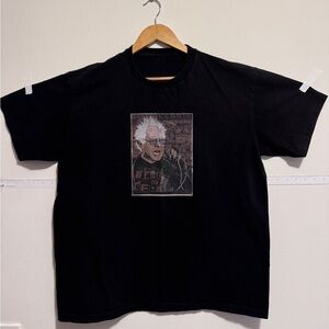 Barnie Sanders T-Shirt Large